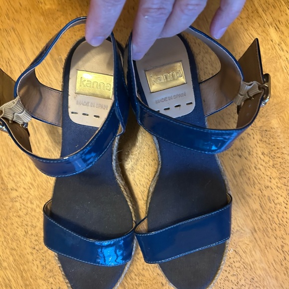 Shoes - Picture 1 of 3